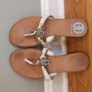 Lily Pulitzer Via Palm Beach White Leather Thong Sandals with silver 9